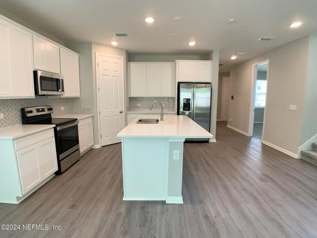 7032 Red Timber Road Jacksonville FL 32244