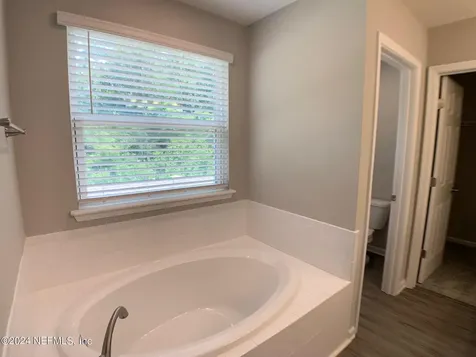 7032 Red Timber Road Jacksonville FL 32244