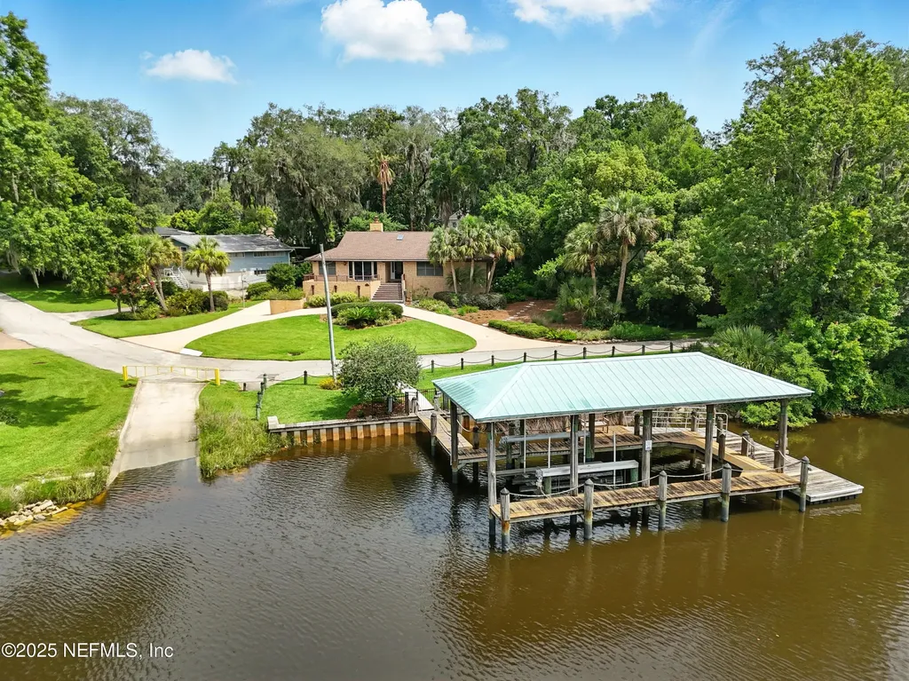 5029 Glade Hill Street Jacksonville FL 32207