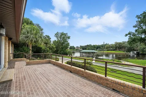 5029 Glade Hill Street Jacksonville FL 32207