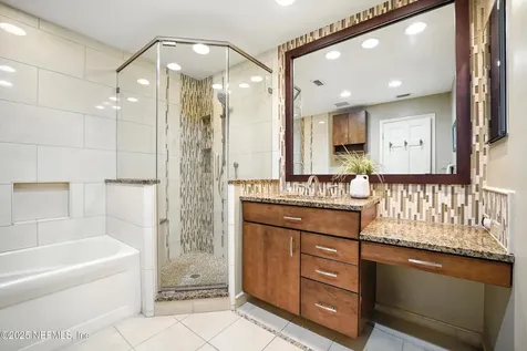 5029 Glade Hill Street Jacksonville FL 32207