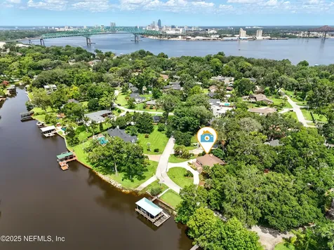 5029 Glade Hill Street Jacksonville FL 32207