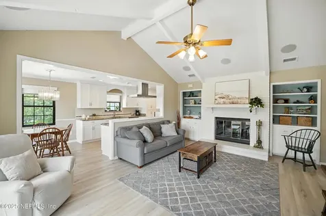 5029 Glade Hill Street Jacksonville FL 32207