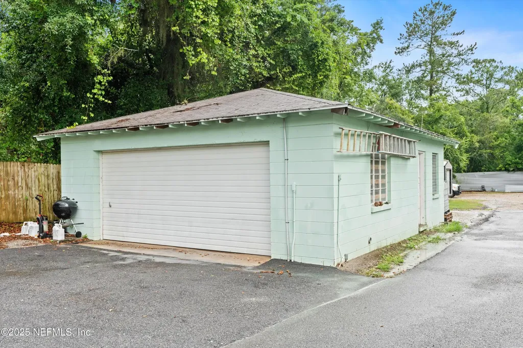 10438 Lem Turner Road Jacksonville FL 32218