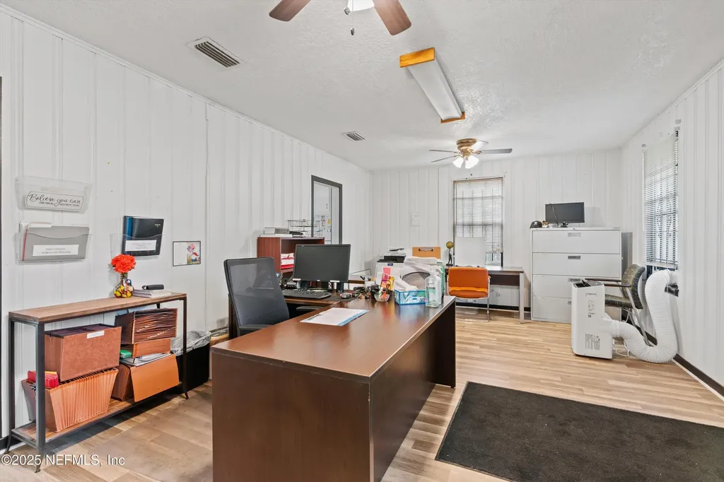 10438 Lem Turner Road Jacksonville FL 32218