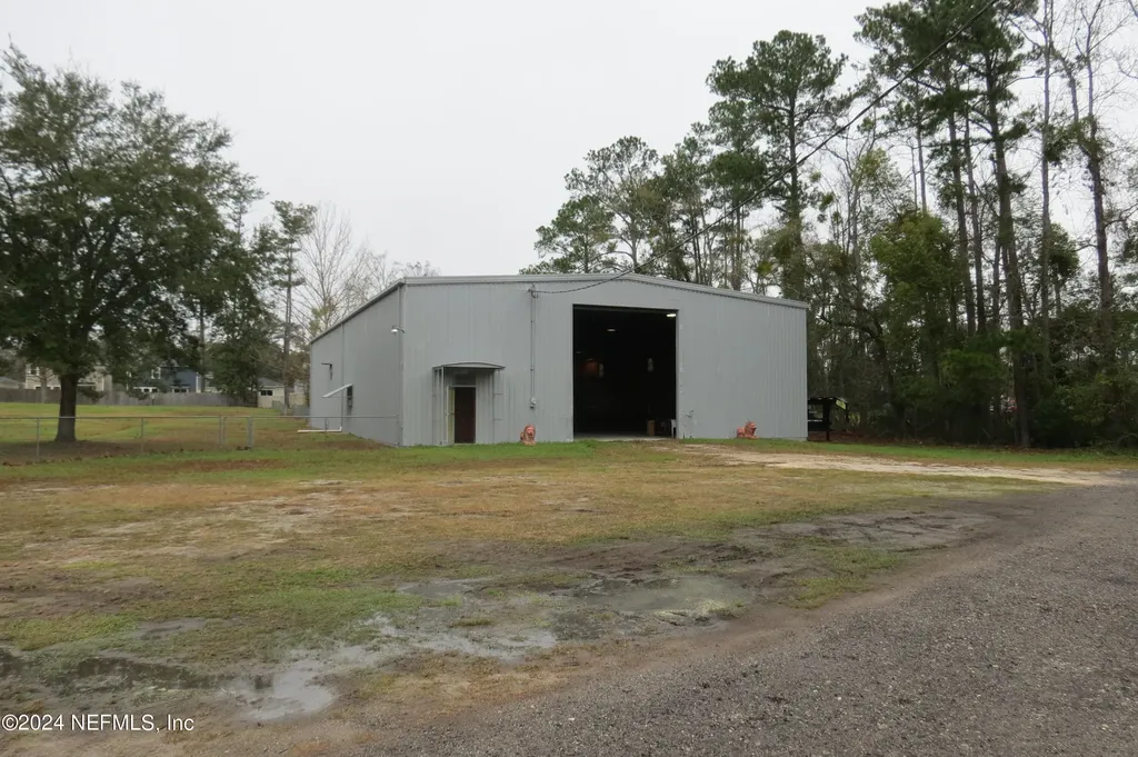 7585 Wilson Boulevard Jacksonville FL 32210