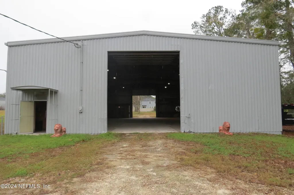 7585 Wilson Boulevard Jacksonville FL 32210