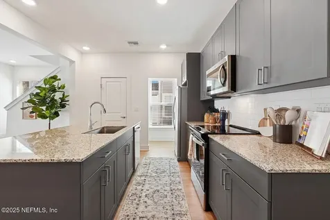 3730 Dupont Avenue Jacksonville FL 32217