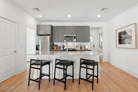 3730 Dupont Avenue Jacksonville FL 32217