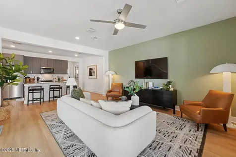 3730 Dupont Avenue Jacksonville FL 32217