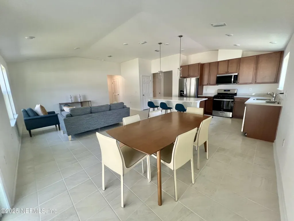 7714 Rippa Valley Way Jacksonville FL 32222