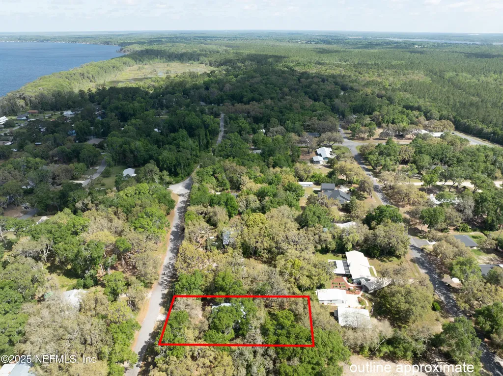 303 SE 3rd Avenue Melrose FL 32666