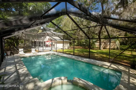 303 SE 3rd Avenue Melrose FL 32666