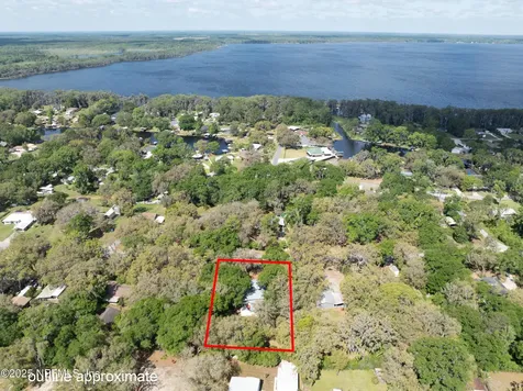 303 SE 3rd Avenue Melrose FL 32666