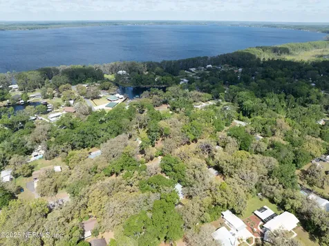 303 SE 3rd Avenue Melrose FL 32666
