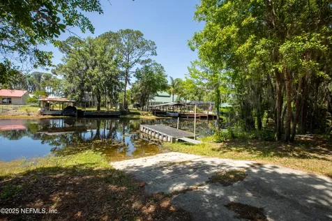 303 SE 3rd Avenue Melrose FL 32666