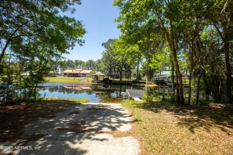 303 SE 3rd Avenue Melrose FL 32666