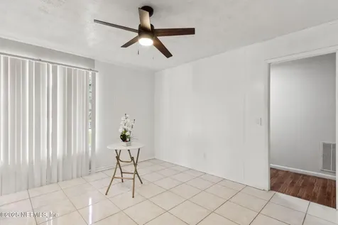 7485 Greenway Drive Jacksonville FL 32244