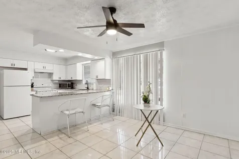 7485 Greenway Drive Jacksonville FL 32244