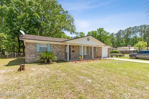 7485 Greenway Drive Jacksonville FL 32244