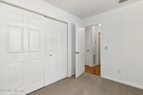 7485 Greenway Drive Jacksonville FL 32244