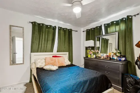 7485 Greenway Drive Jacksonville FL 32244