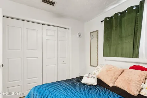 7485 Greenway Drive Jacksonville FL 32244