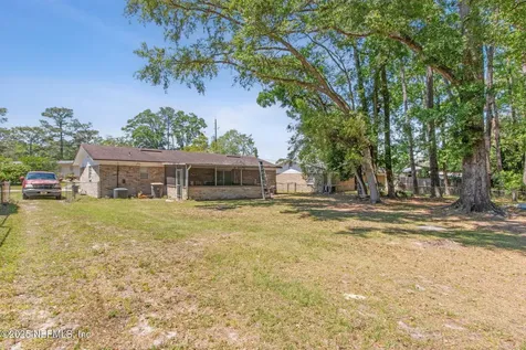 7485 Greenway Drive Jacksonville FL 32244