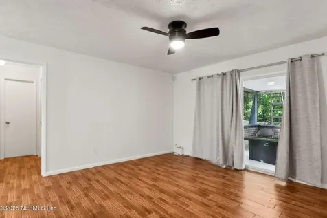 7485 Greenway Drive Jacksonville FL 32244