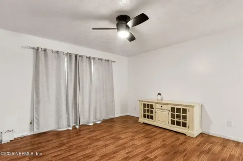 7485 Greenway Drive Jacksonville FL 32244