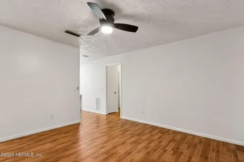 7485 Greenway Drive Jacksonville FL 32244