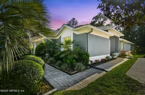 9050 Honeybee Lane Jacksonville FL 32256