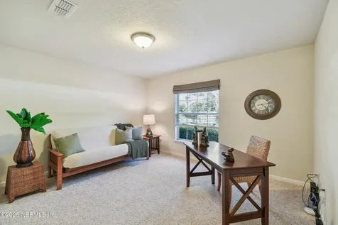 9050 Honeybee Lane Jacksonville FL 32256