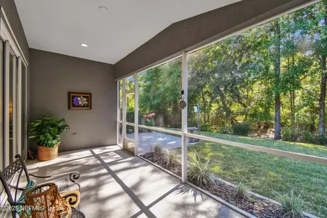 9050 Honeybee Lane Jacksonville FL 32256