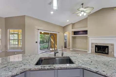5628 Crest Creek Drive Jacksonville FL 32258