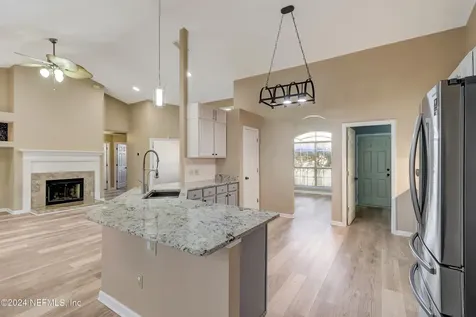 5628 Crest Creek Drive Jacksonville FL 32258