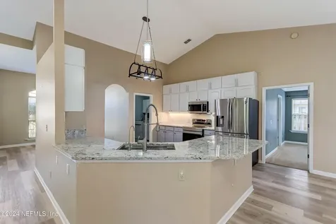5628 Crest Creek Drive Jacksonville FL 32258