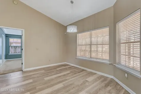 5628 Crest Creek Drive Jacksonville FL 32258