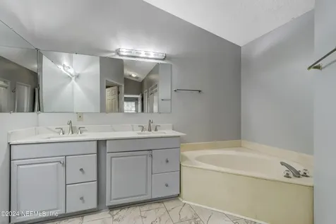 5628 Crest Creek Drive Jacksonville FL 32258