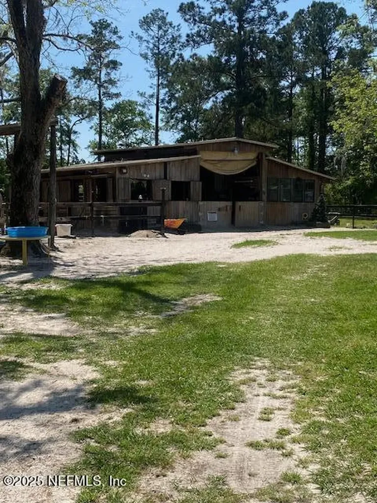2794 Parmenter Road Bryceville FL 32009