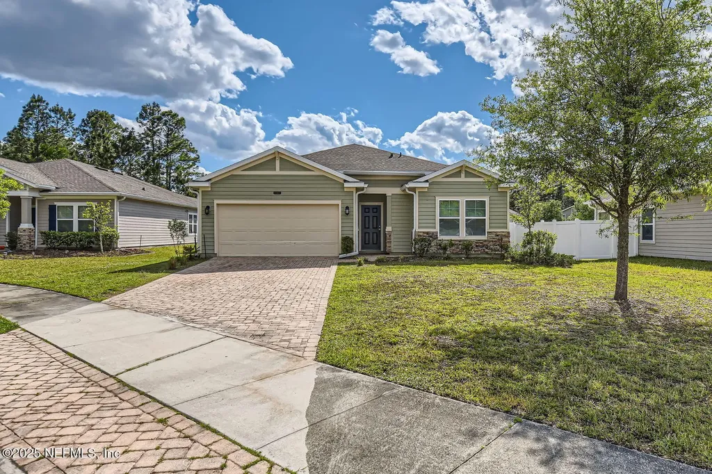 15827 Douglas Lake Drive Jacksonville FL 32218