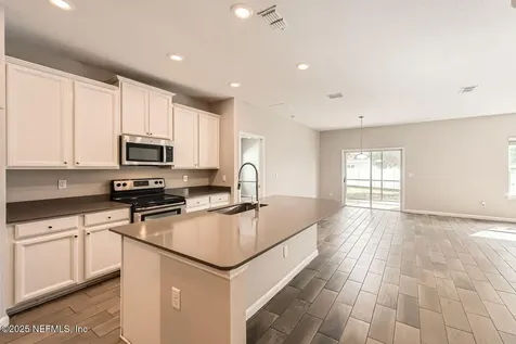 15827 Douglas Lake Drive Jacksonville FL 32218