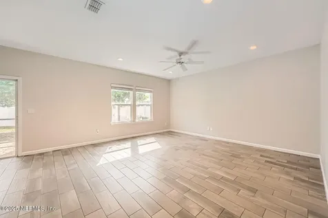 15827 Douglas Lake Drive Jacksonville FL 32218