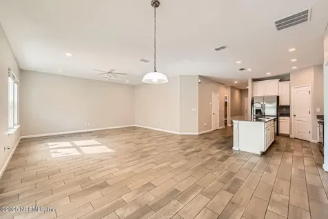 15827 Douglas Lake Drive Jacksonville FL 32218