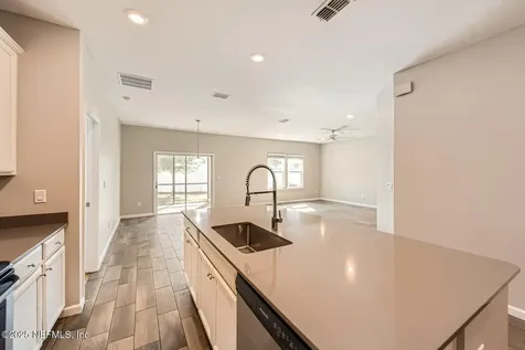 15827 Douglas Lake Drive Jacksonville FL 32218