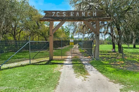 134 Shoreside Trail Crescent City FL 32112