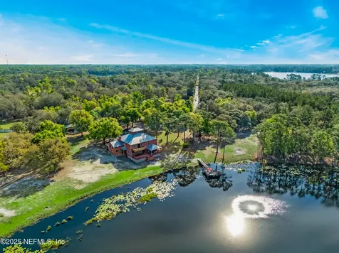 134 Shoreside Trail Crescent City FL 32112
