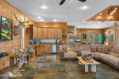 134 Shoreside Trail Crescent City FL 32112