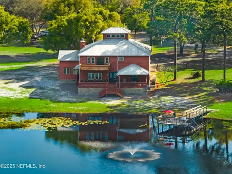 134 Shoreside Trail Crescent City FL 32112