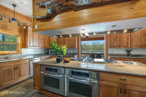 134 Shoreside Trail Crescent City FL 32112